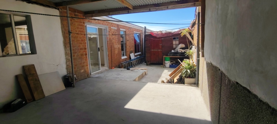 5 Bedroom Property for Sale in Westridge Western Cape